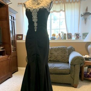 Blondie Nites Prom Dress